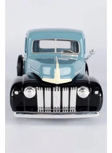 Ford jailbar Pickup Truck Die-Cast 1942-1947 1:24 product image 7