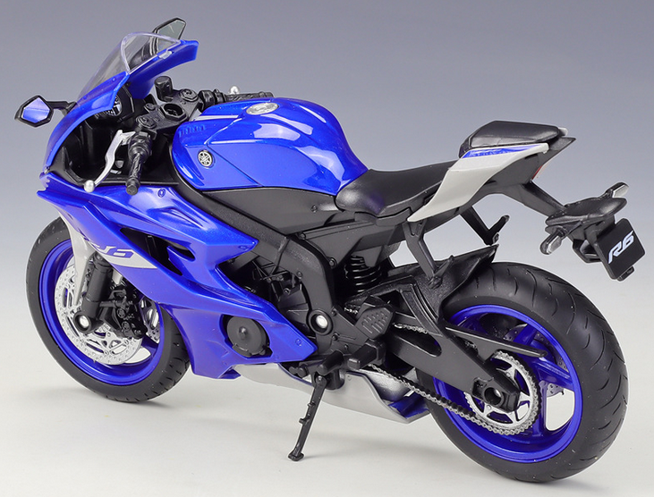Yamaha YZF-R6 Die-Cast Motorcycle 2020 model 1:24 product image 2