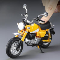 Honda Monkey 125 Die-Cast Motorcycle 1:24 product image 3