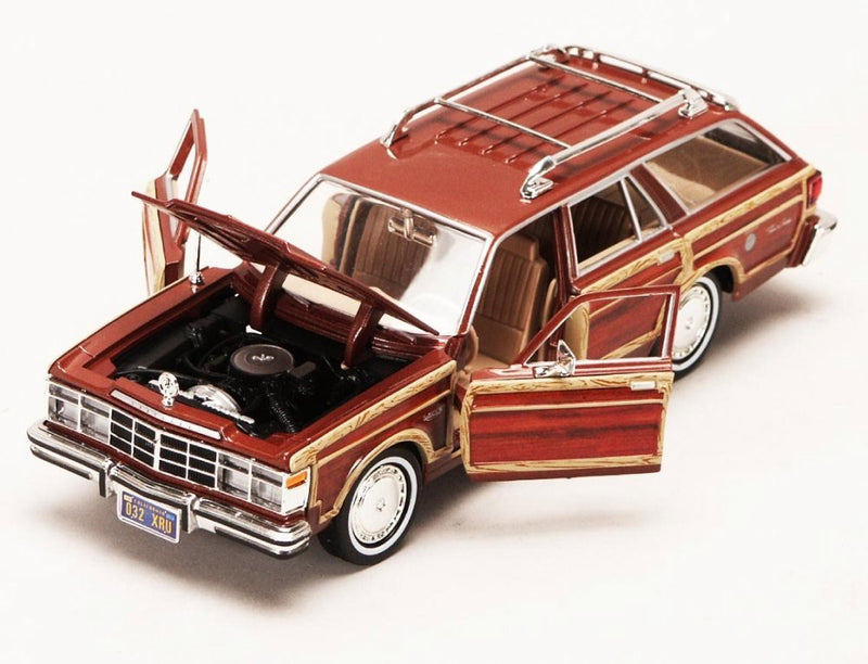 Vintage 1979 Chrysler 1:24 diecast toy car front angle view
