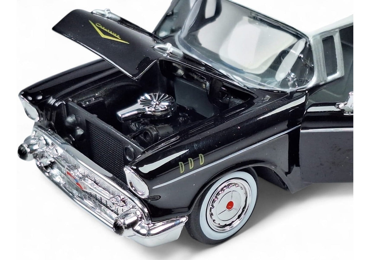 Chevrolet Bel Air 1:24 diecast toy car wheel detail