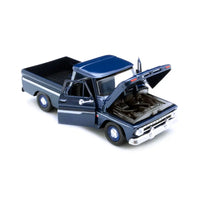 Chevrolet C10 Fleetside 1:24 diecast toy car front angle view