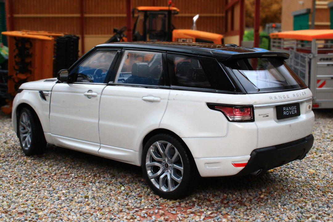 Range Rover Sport 1:24 diecast toy car interior detail