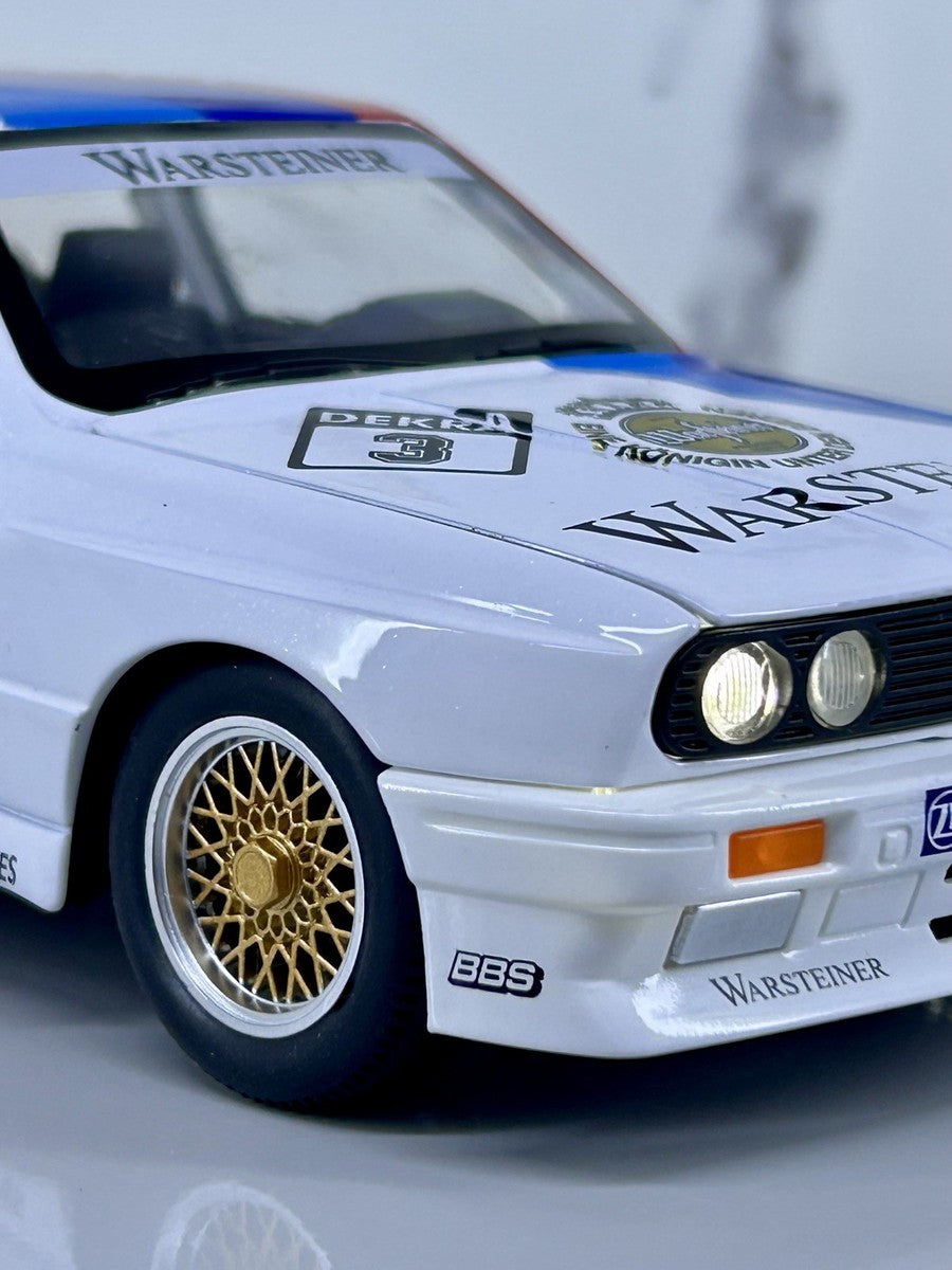 BMW M3 E30 DTM 1:24 diecast toy car wheel detail