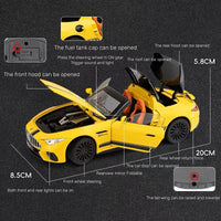 Mercedes-AMG SL63 1:24 diecast toy car opening detail
