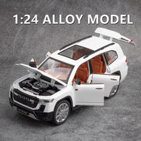 Toyota Land Cruiser Prado 1:24 diecast toy car packaging view
