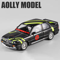 BMW M3 E30 DTM 1:24 diecast toy car side view