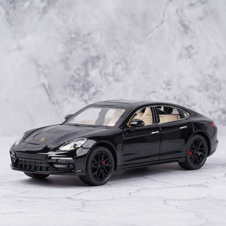Porsche Panamera 1:24 diecast toy car front angle view