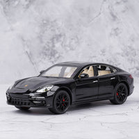 Porsche Panamera 1:24 diecast toy car front angle view
