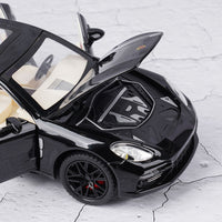 Porsche Panamera 1:24 diecast toy car opening detail