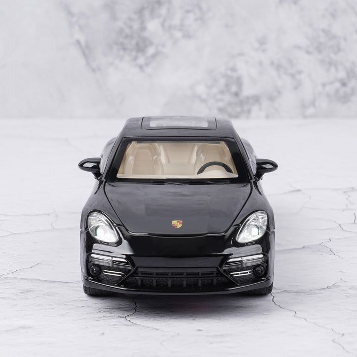 Porsche Panamera 1:24 diecast toy car top view