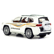 Toyota Land Cruiser Prado 1:24 diecast toy car front angle view