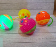 Interactive Flashing Yo-Yo Ball product image 3
