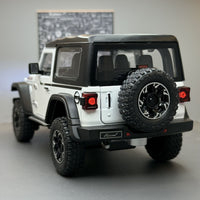 Jeep Wrangler Rubicon 1:24 diecast toy car interior detail