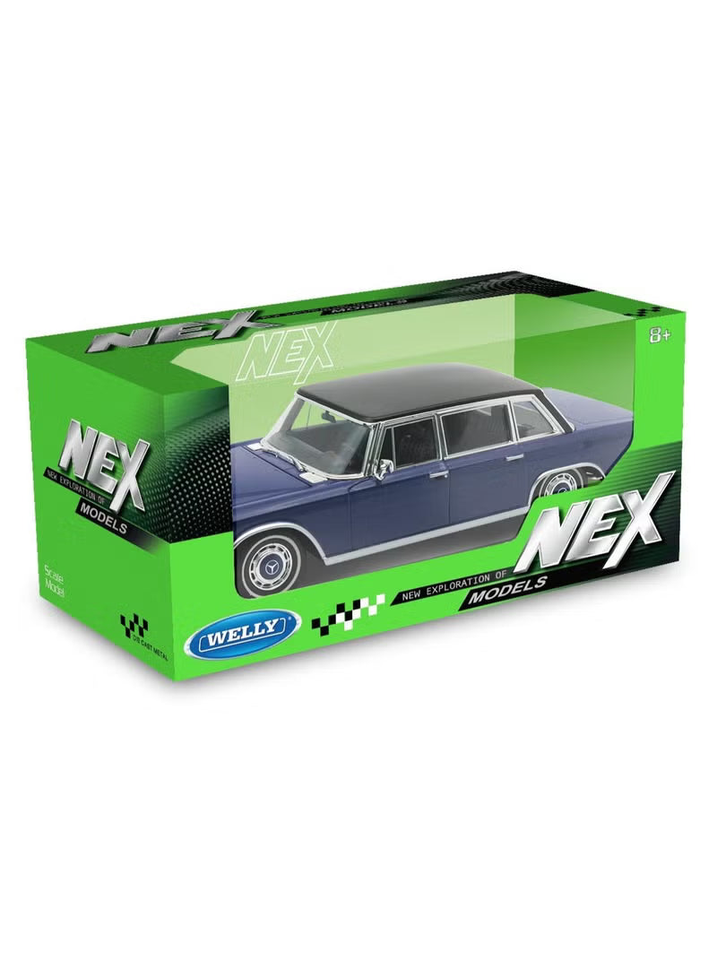 Vintage Mercedes 600 Pullman 1:24 diecast toy car side view
