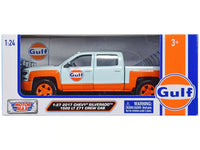 Chevrolet Silverado Z71 Gulf 1:24 diecast toy car front angle view