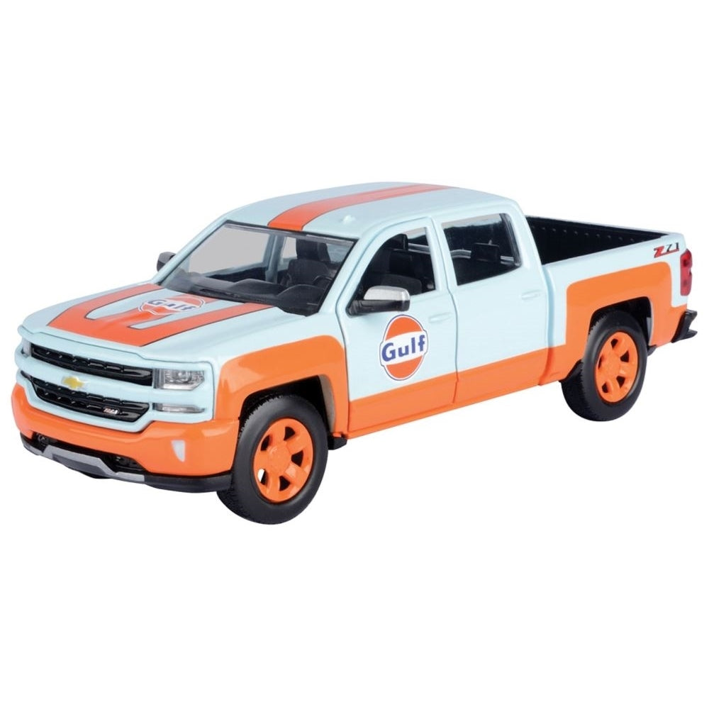 Chevrolet Silverado Z71 Gulf 1:24 diecast toy car main product photo