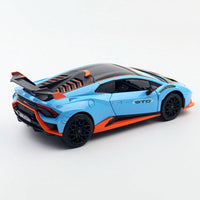 Lamborghini Huracan STO 1:24 diecast toy car opening detail