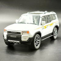 Toyota Land Cruiser Prado LC250 1:24 diecast toy car opening detail
