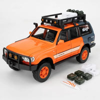 Toyota Land Cruiser LC80 1:24 diecast toy car interior detail