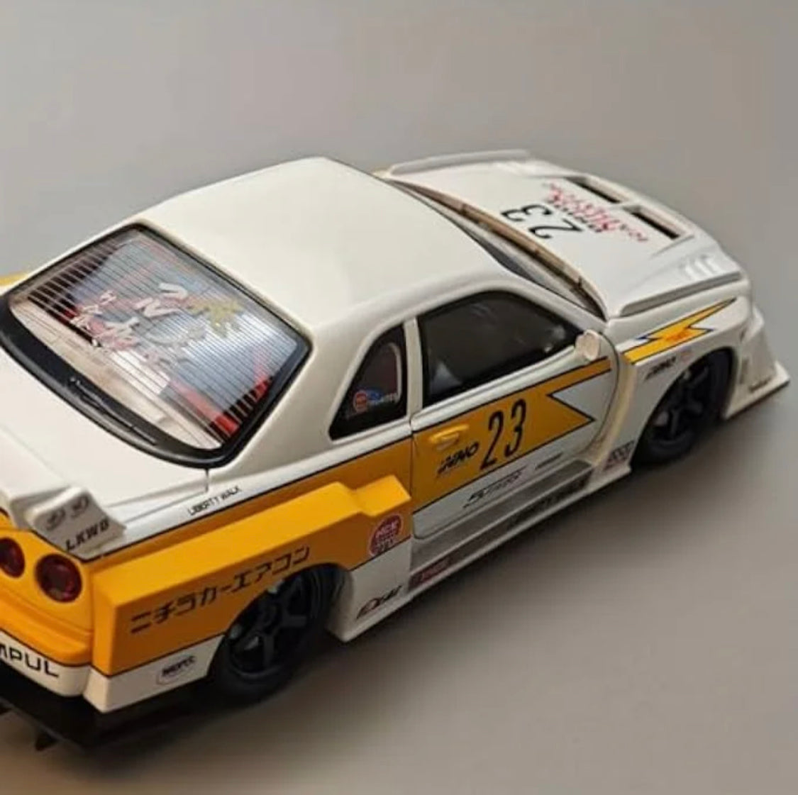 GT-R Skyline Die-Cast Model 1:24 image 4