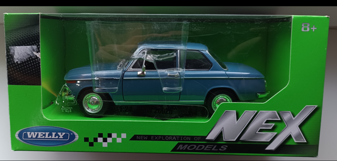 BMW 2002 TI 1966 1:24 Diecast Toy Car product image 8