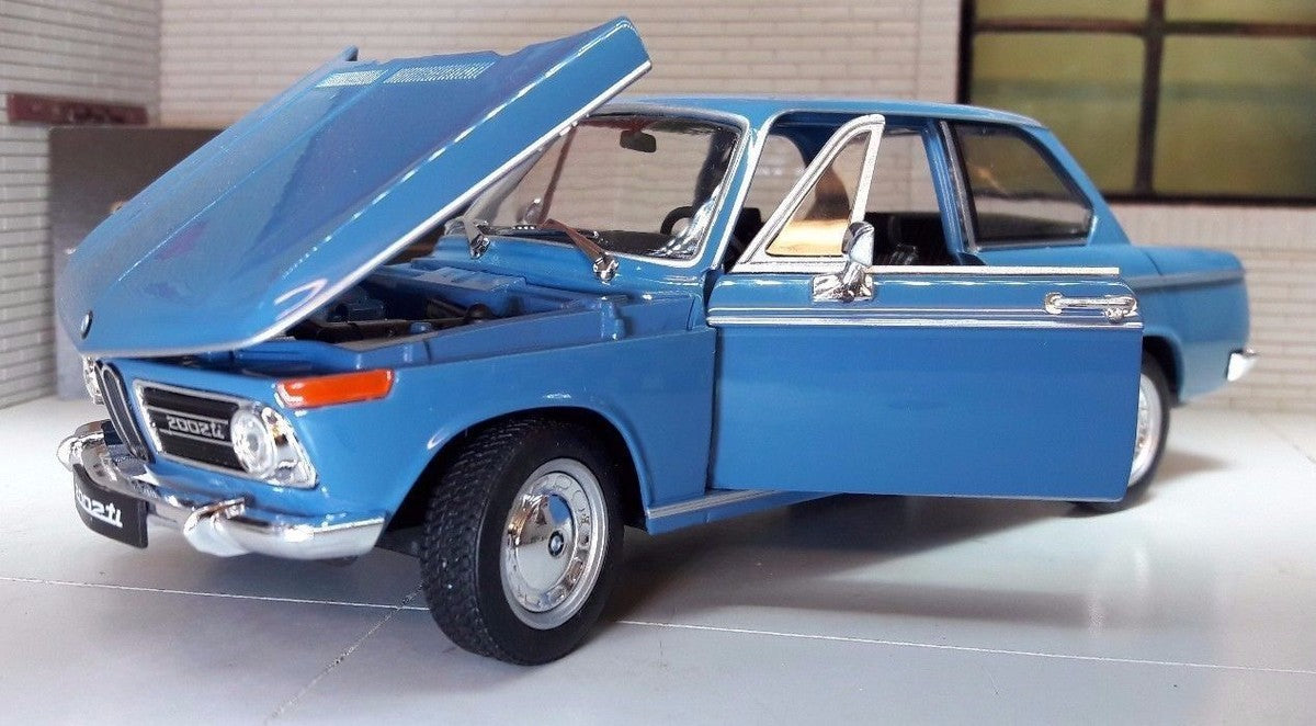 BMW 2002 TI 1966 1:24 Diecast Toy Car product image 6