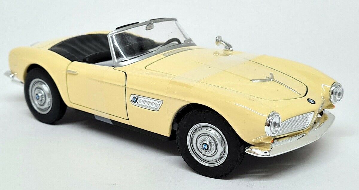 BMW 507 Roadster 1:24 Diecast Toy Car product image 3