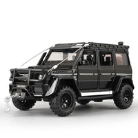 Mercedes-Benz G550 1:24 diecast toy car product detail view