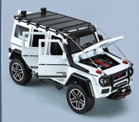 Mercedes-Benz G550 1:24 diecast toy car product detail view