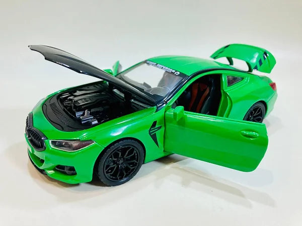 BMW M8 1:24 Diecast Toy Car product image 6