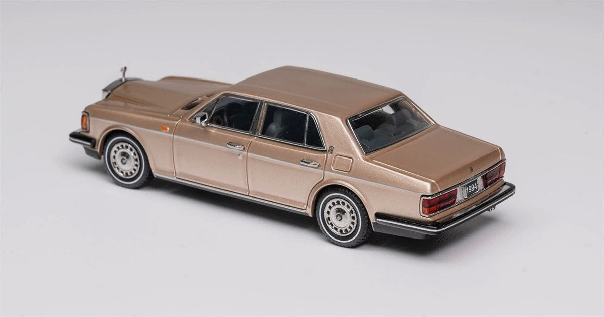 Rolls-Royce Silver Spur Iii 1:24 Diecast Toy Car product image 7