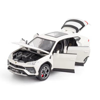 Lamborghini Urus 1:24 Diecast Toy SUV product image 3