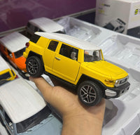 Toyota FJ Cruiser 1:24 Diecast Toy SUV product image 4