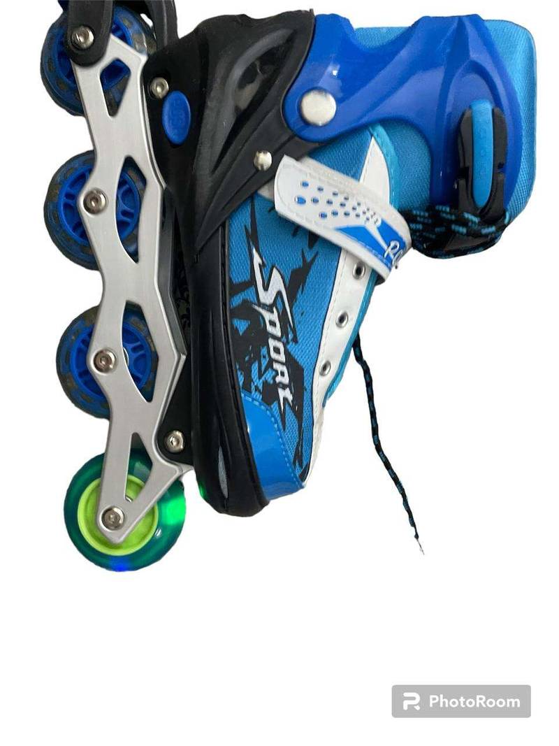 Illuminating Pro-Series Inline Skates image 10