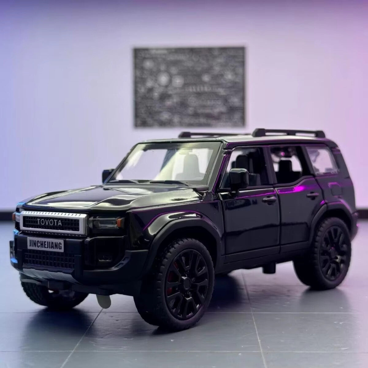 Toyota Land Cruiser Prado LC250 1:24 diecast toy car product detail view