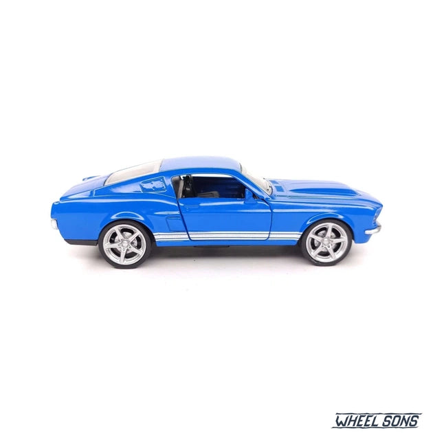 Ford Mustang GT500 Shelby 1967 1:24 Diecast Toy Car product image 3