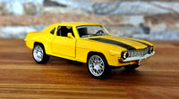 Chevrolet Camaro Z28 1969 1:24 Diecast Toy Car product image 3