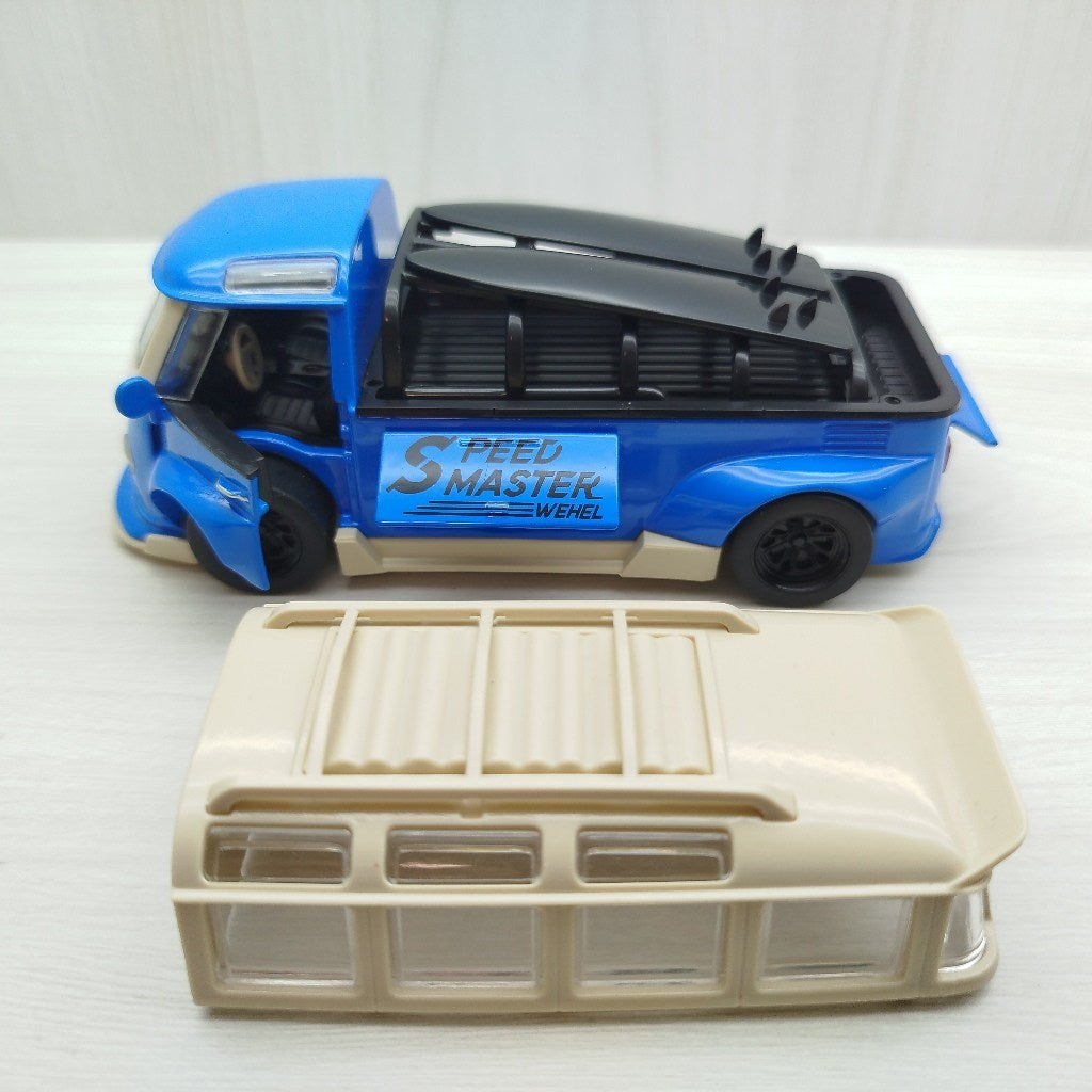 Volkswagen T1 Samba Bus 1:24 Diecast Toy Bus product image 7