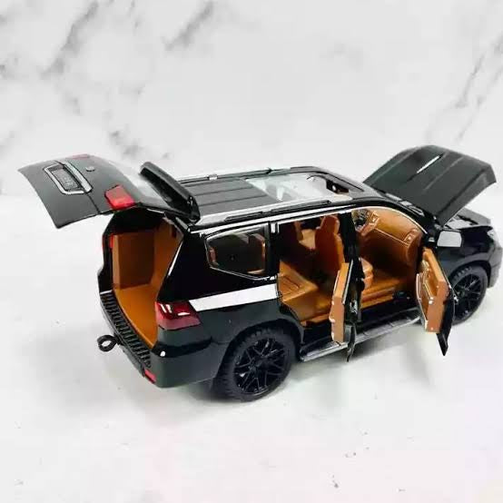 Land Cruiser 200 1:24 Diecast Toy SUV product image 4