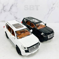Land Cruiser 200 1:24 Diecast Toy SUV product image 5