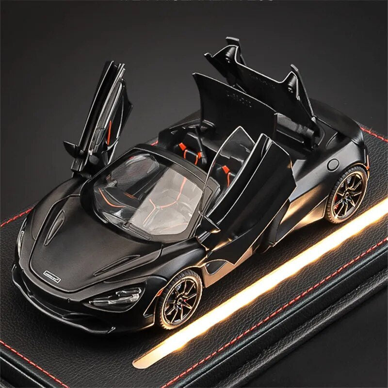 McLaren 720S 1:24 Diecast Toy Car image 3