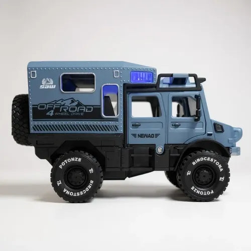 D700-02B simulation off-road camper toy image 1
