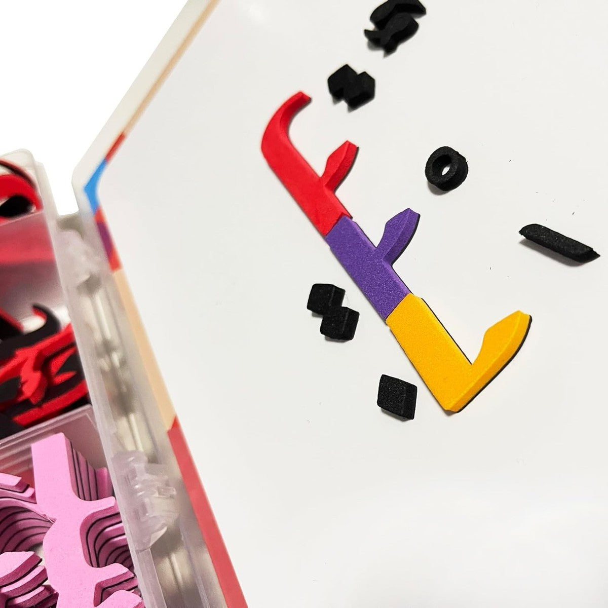 Magnetic Arabic Letters Kit (374 Pcs)