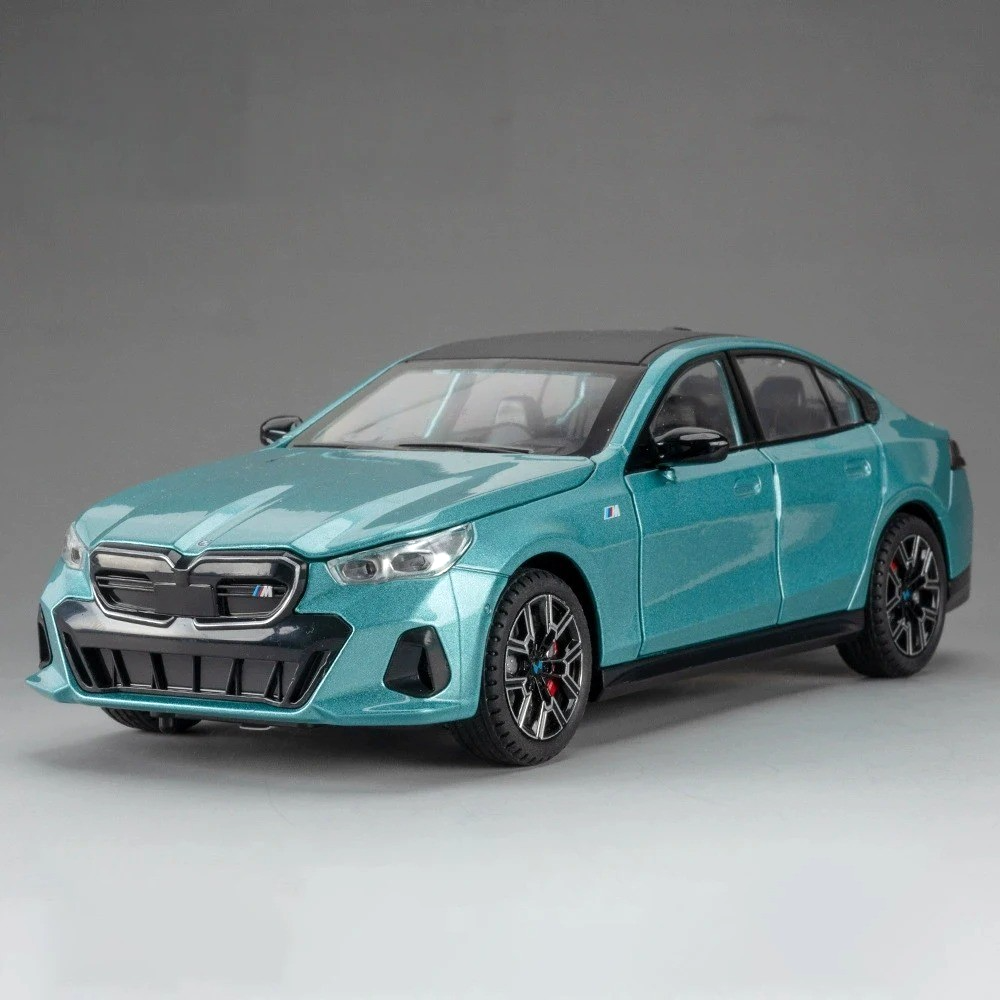BMW i5 M60 Die-Cast 1:24 product image 5