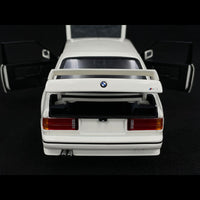 BMW M3 (E30) Die-Cast Model car 1987 1:24 product image 4